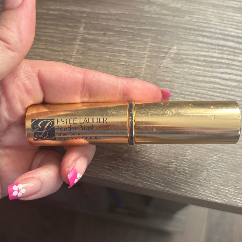 ESTEE LAUDER TENDER BLUSH natural SHEER STICK.